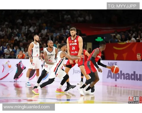 深圳篮球队在世界杯预选赛中的意识表现分析与点评